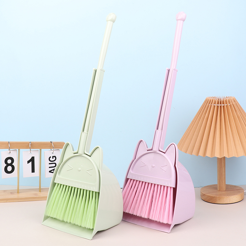 Cartoon-Style Toddler Broom Du - Kids Outdoor Broom 评论和价格