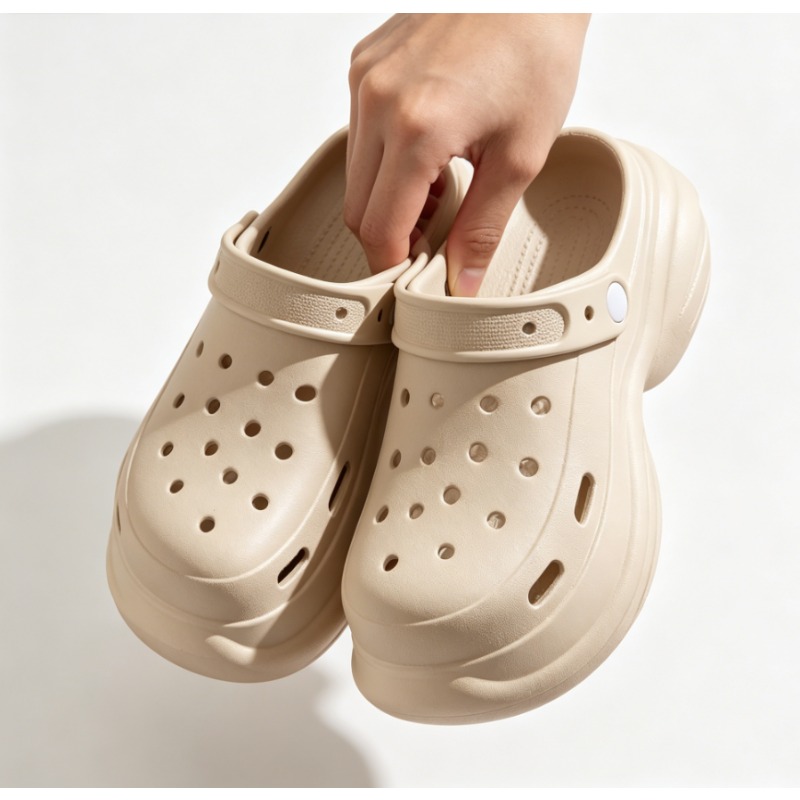 Seaside Vacation Hole Shoes, W - Kids Outdoor Shoes 评论和价格